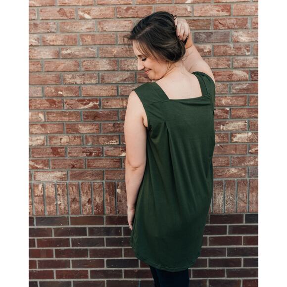 NWT OLIVE GREEN TUNIC TOP - Medium - Picture 7 of 7
